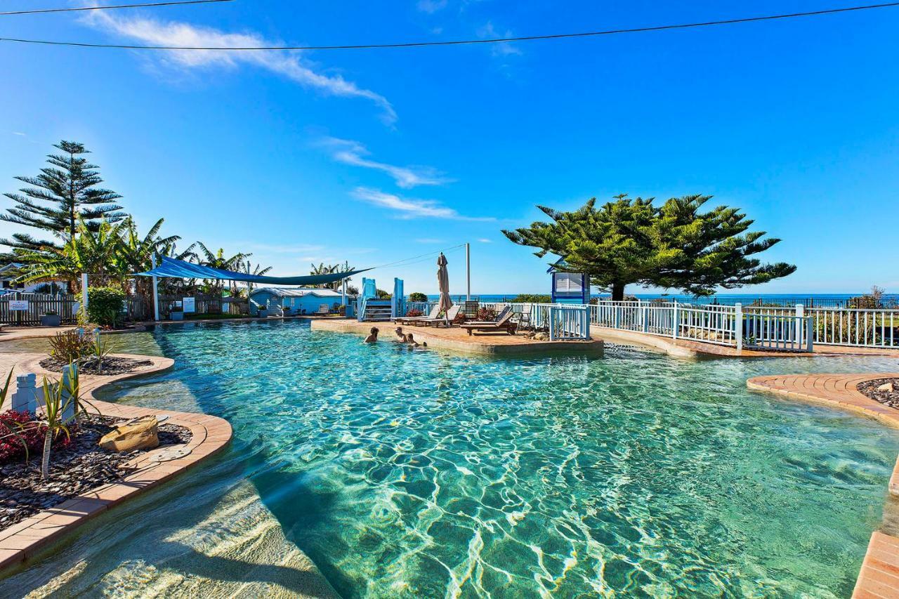 Blue Lagoon Beach Resort Bateau Bay Ngoại thất bức ảnh